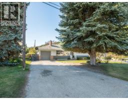 814 10th Street, Castlegar, BC V1N2H8 Photo 39