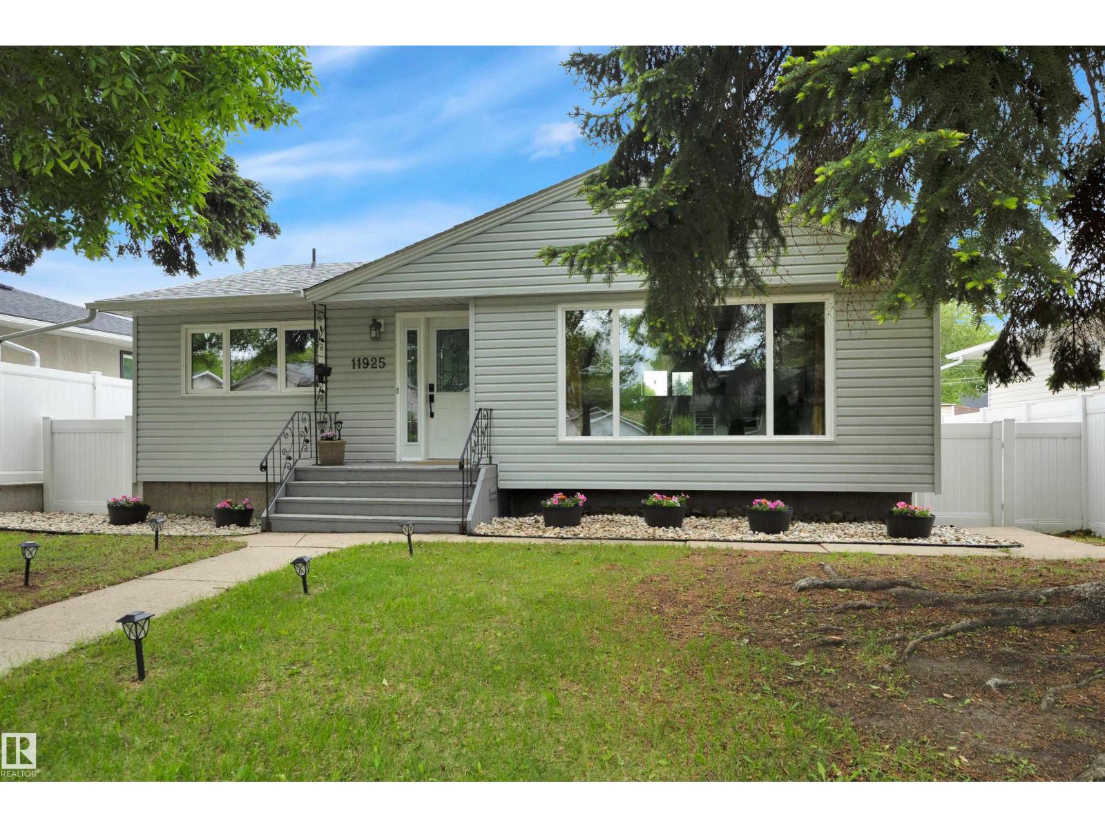 11925 37 ST NW - photo 2