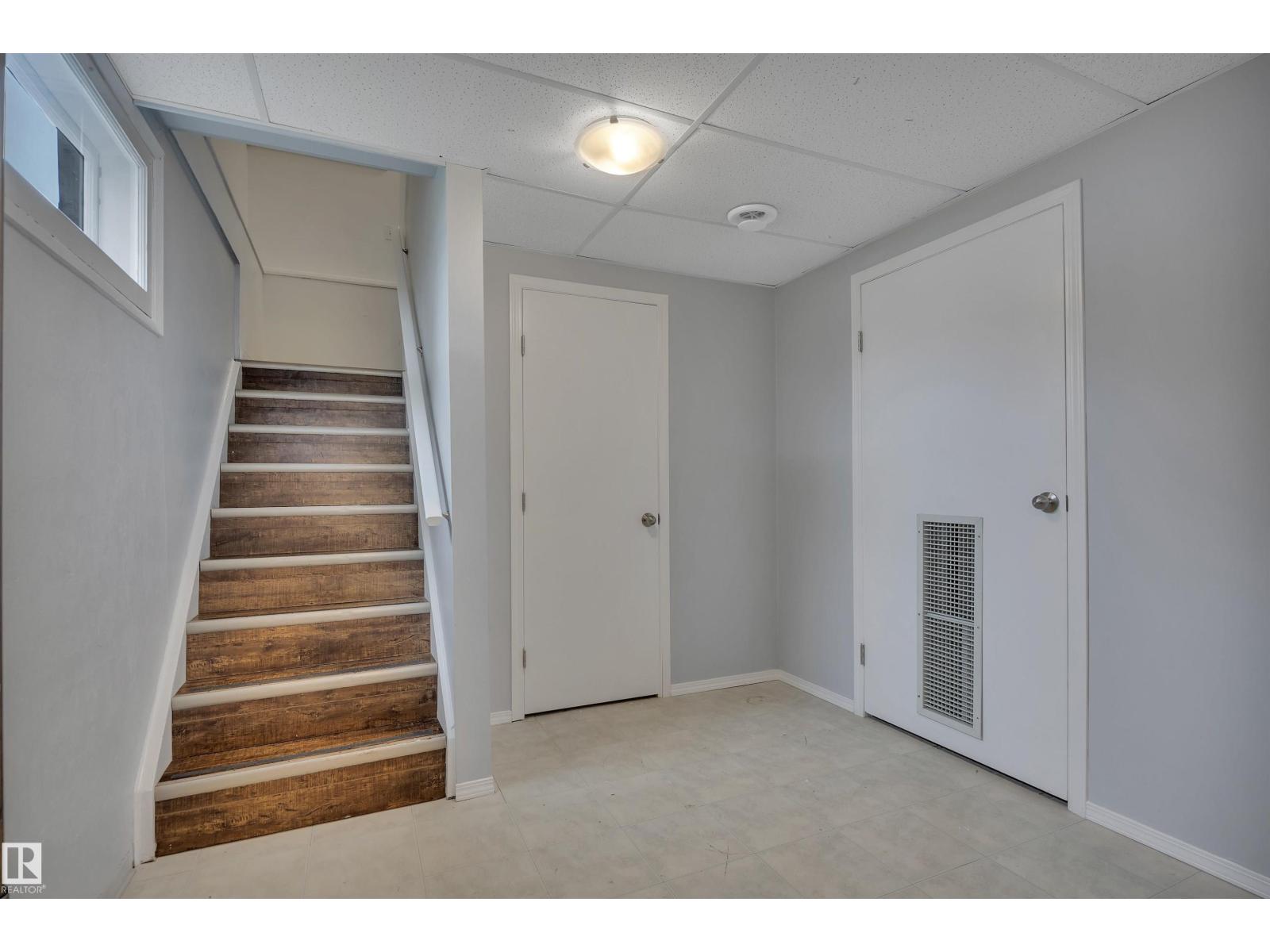11925 37 ST NW — photo 31