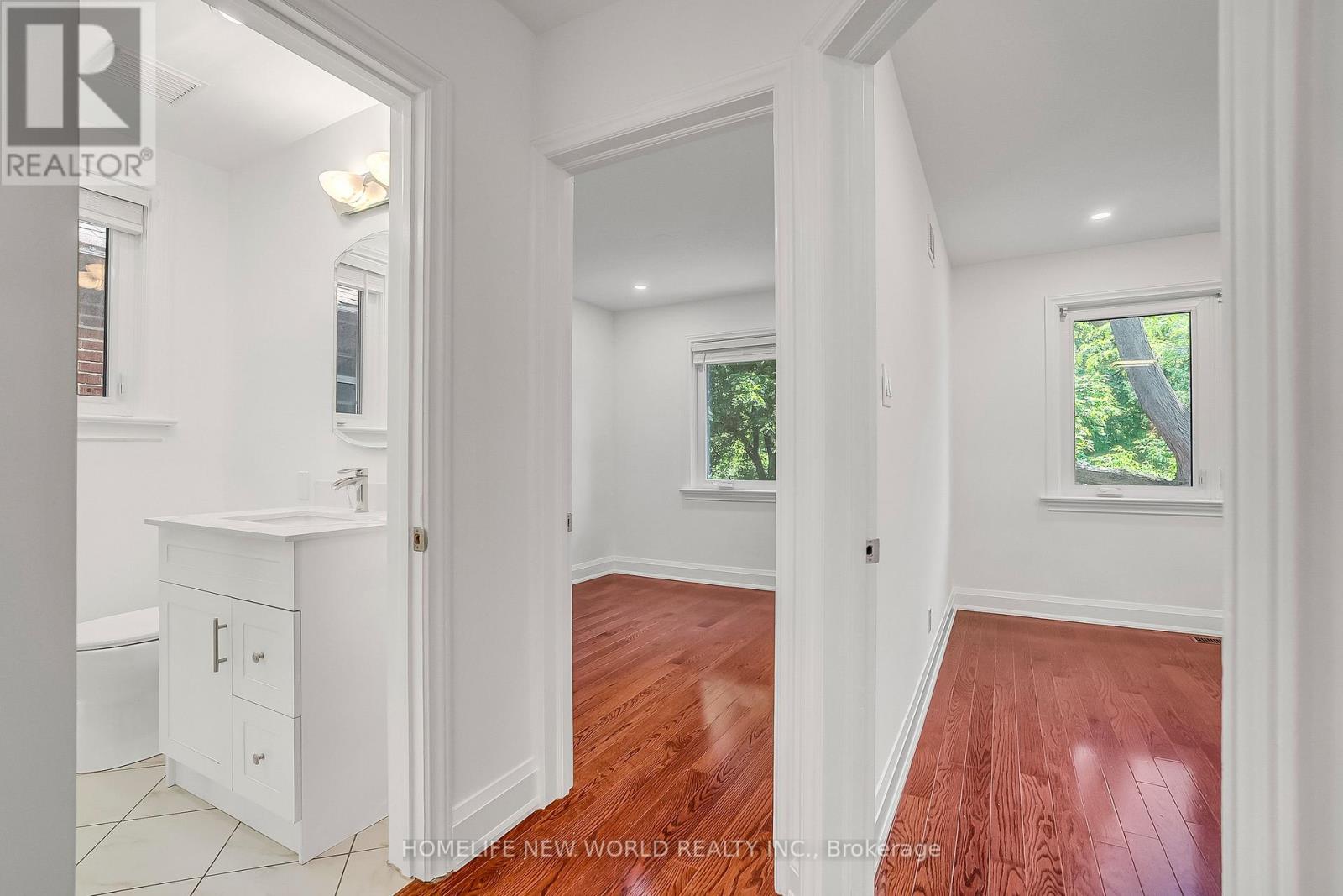 351 LAWRENCE AVENUE W - 21