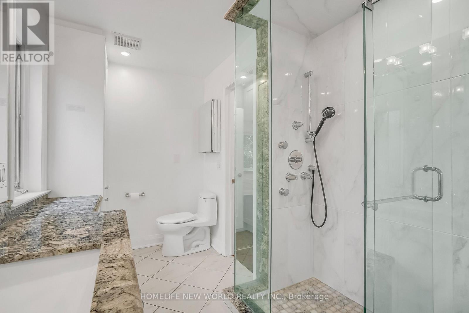 351 LAWRENCE AVENUE W - 26