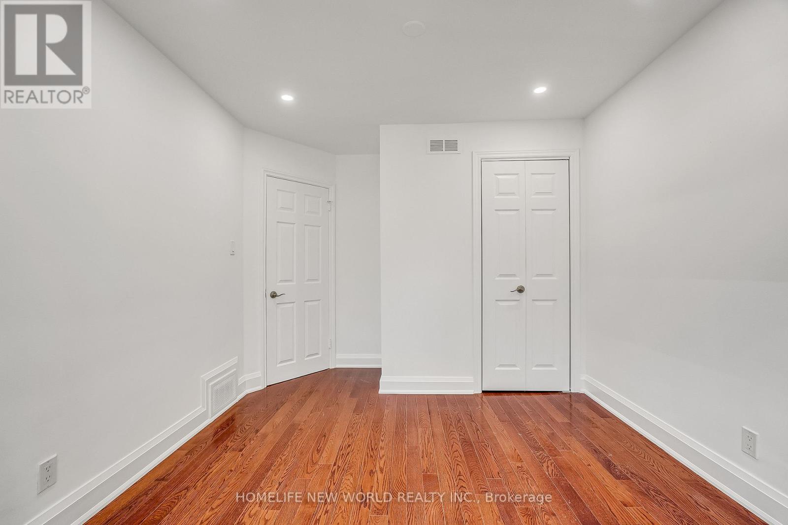 351 LAWRENCE AVENUE W - 29