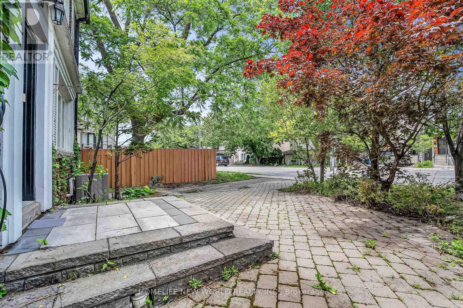 351 LAWRENCE AVENUE W - 3