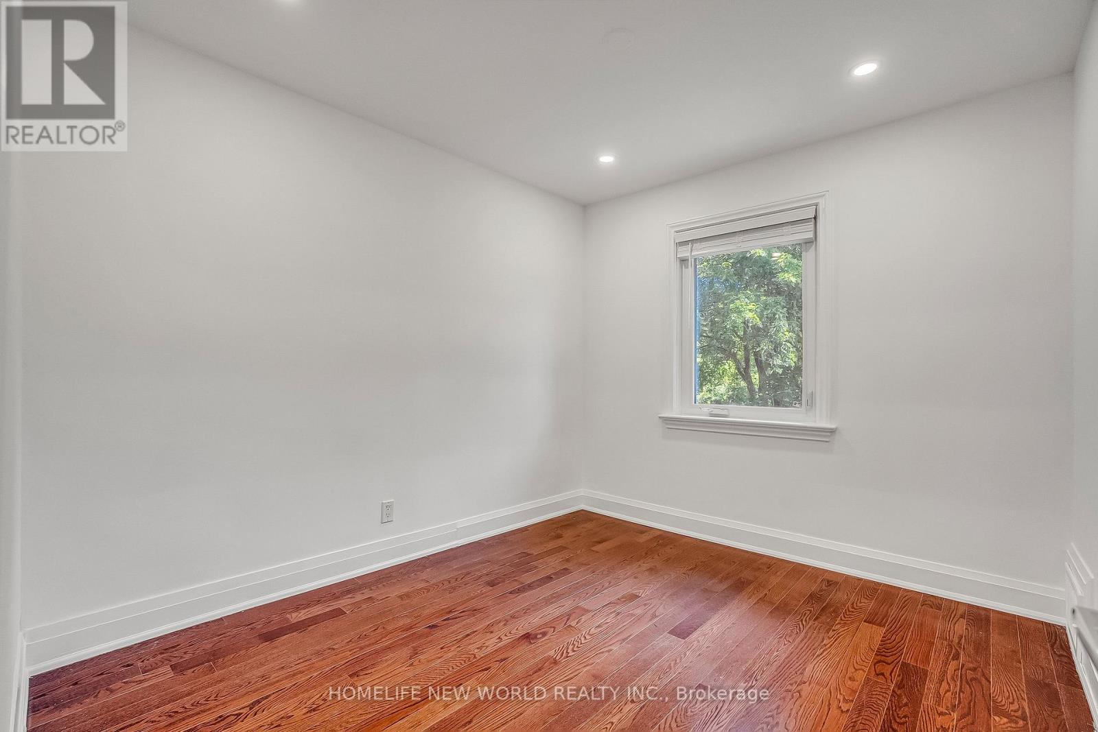 351 LAWRENCE AVENUE W - 30