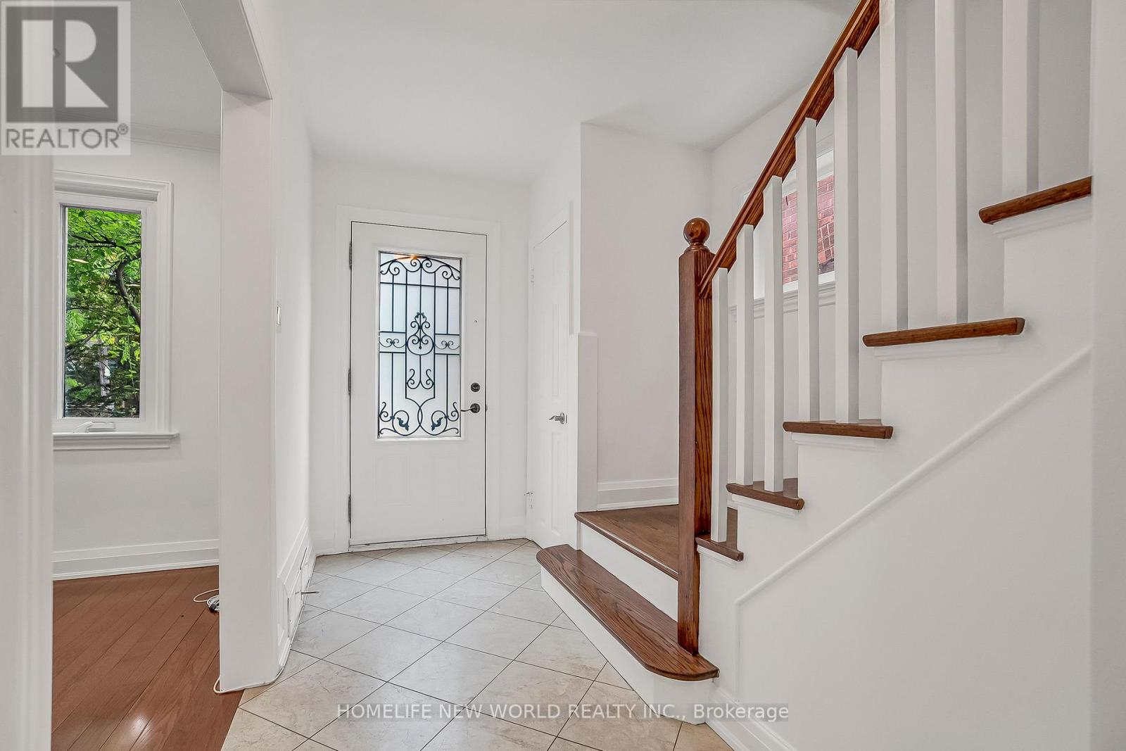 351 LAWRENCE AVENUE W - 5