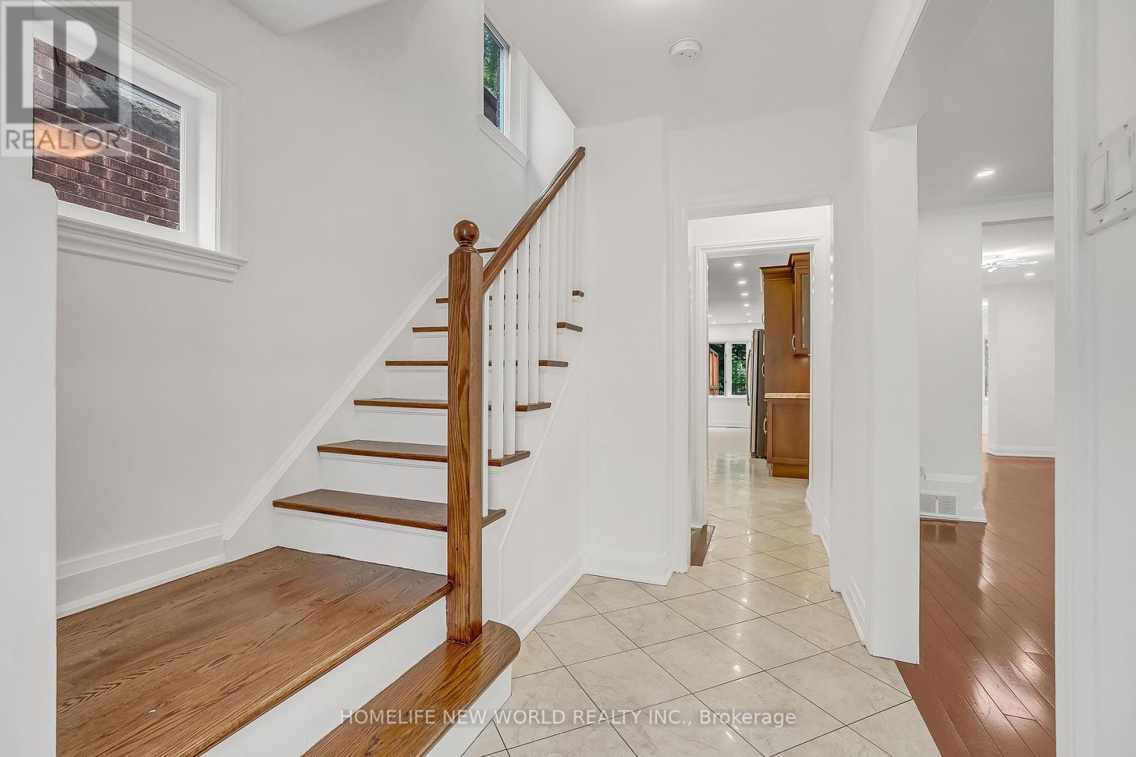 351 LAWRENCE AVENUE W - 6