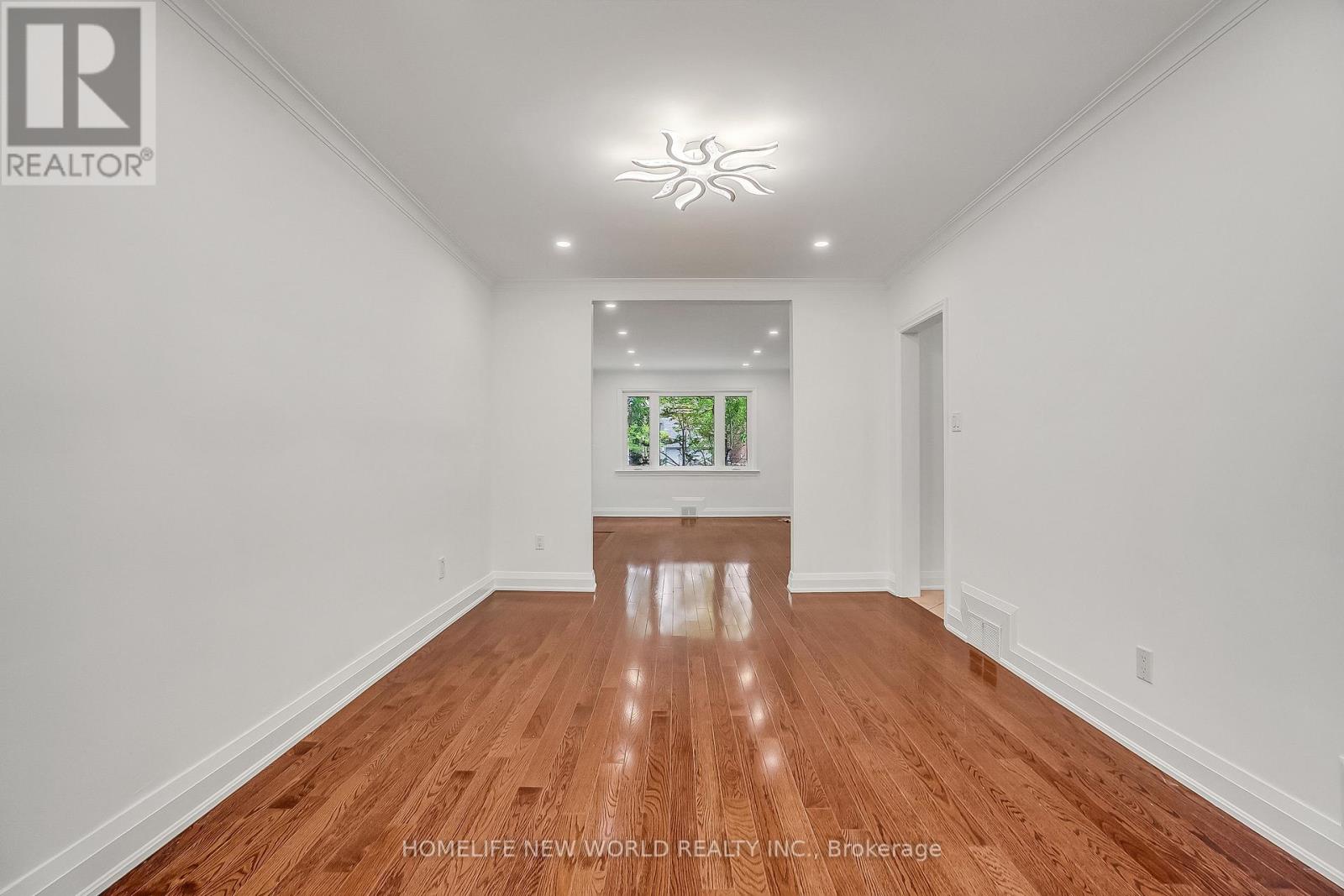 351 LAWRENCE AVENUE W - 9