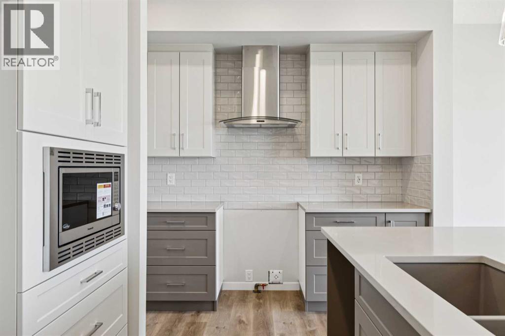 374 Hotchkiss Manor SE - 8