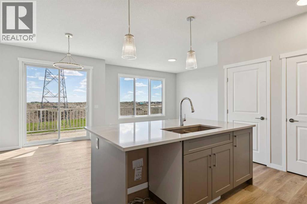 374 Hotchkiss Manor SE - 9