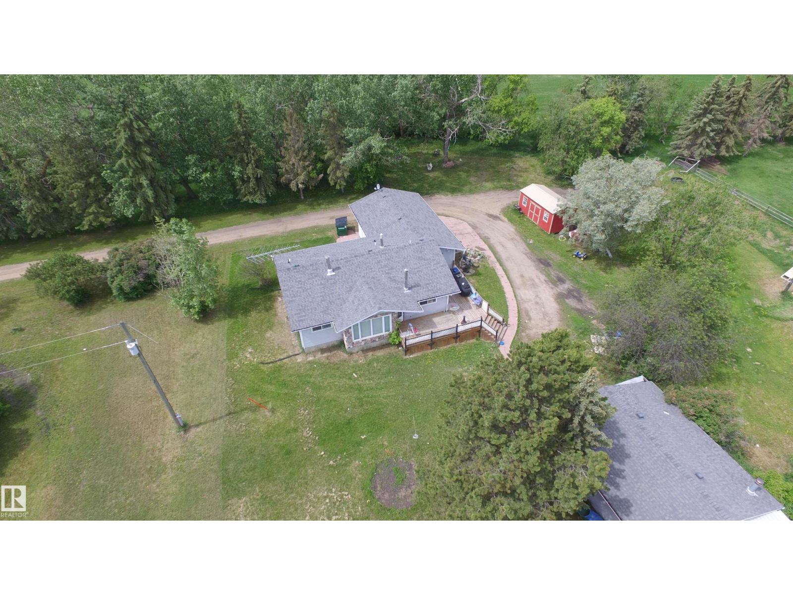 242028 TWP ROAD 452 - 59