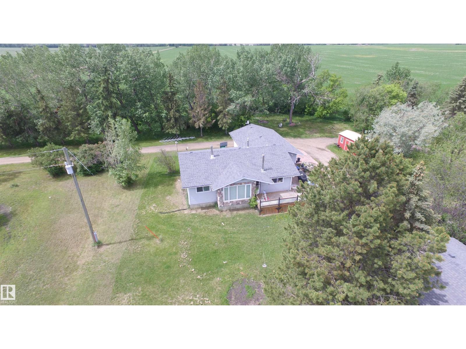 242028 TWP ROAD 452 - 60