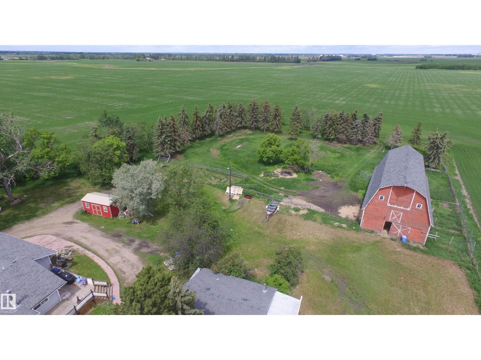 242028 TWP ROAD 452 - 58