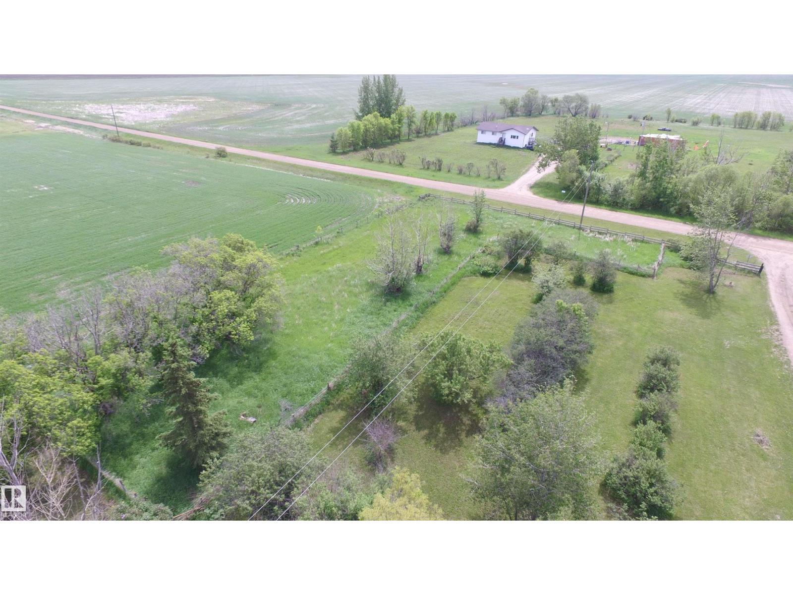 242028 TWP ROAD 452 - 62
