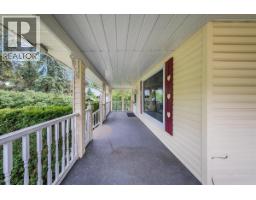 4pc Ensuite bath - 25 Davis Avenue, Fruitvale, BC V0G1L0 Photo 15