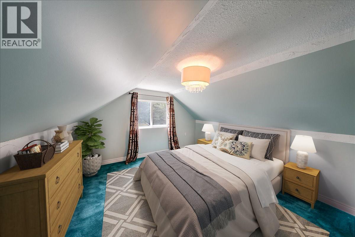 25 Davis Avenue - 38