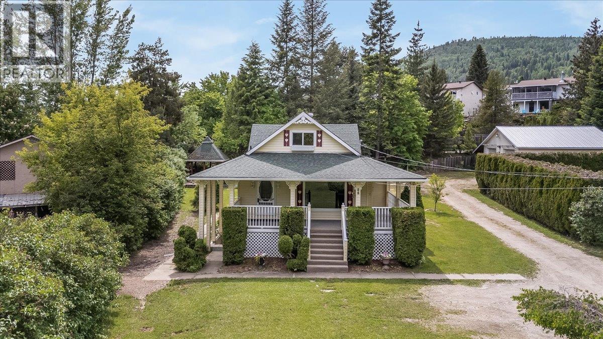 25 Davis Avenue - 2