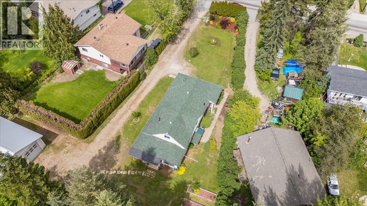 25 Davis Avenue - 74