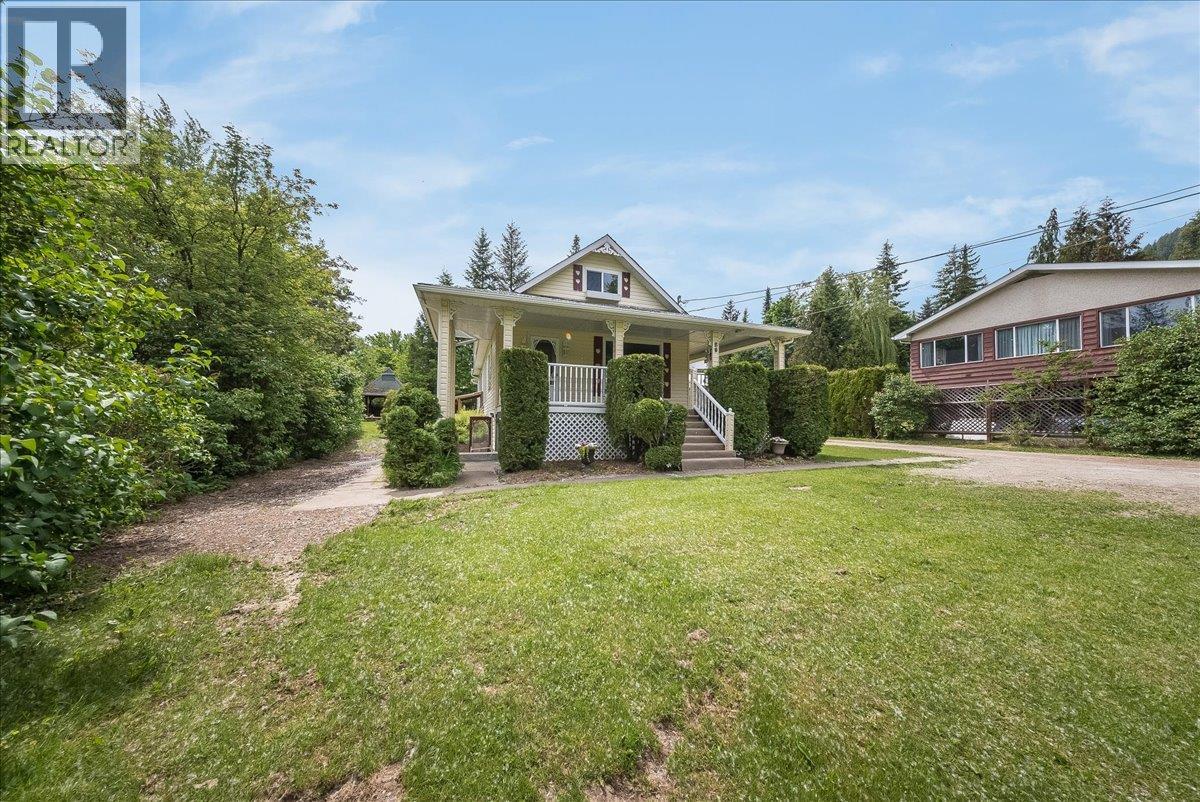 25 Davis Avenue - 8