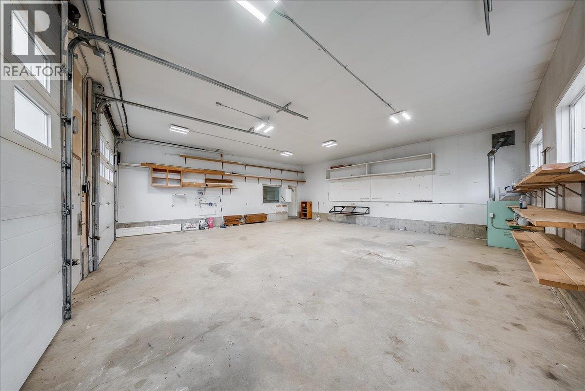 25 Davis Avenue - 67