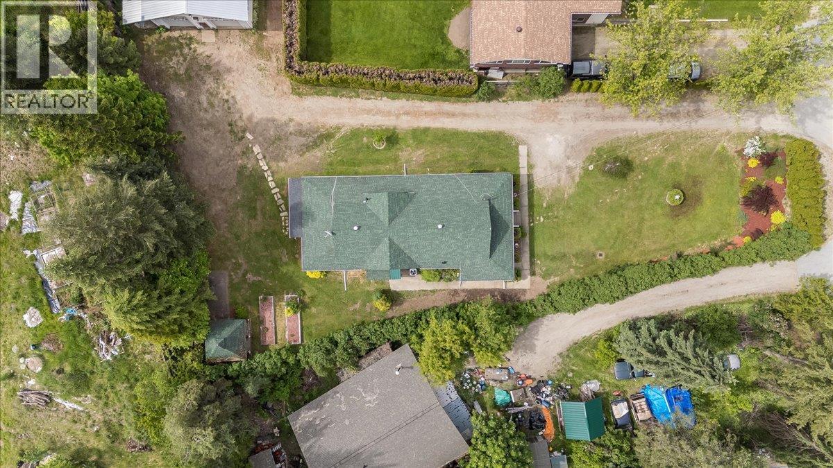 25 Davis Avenue - 76
