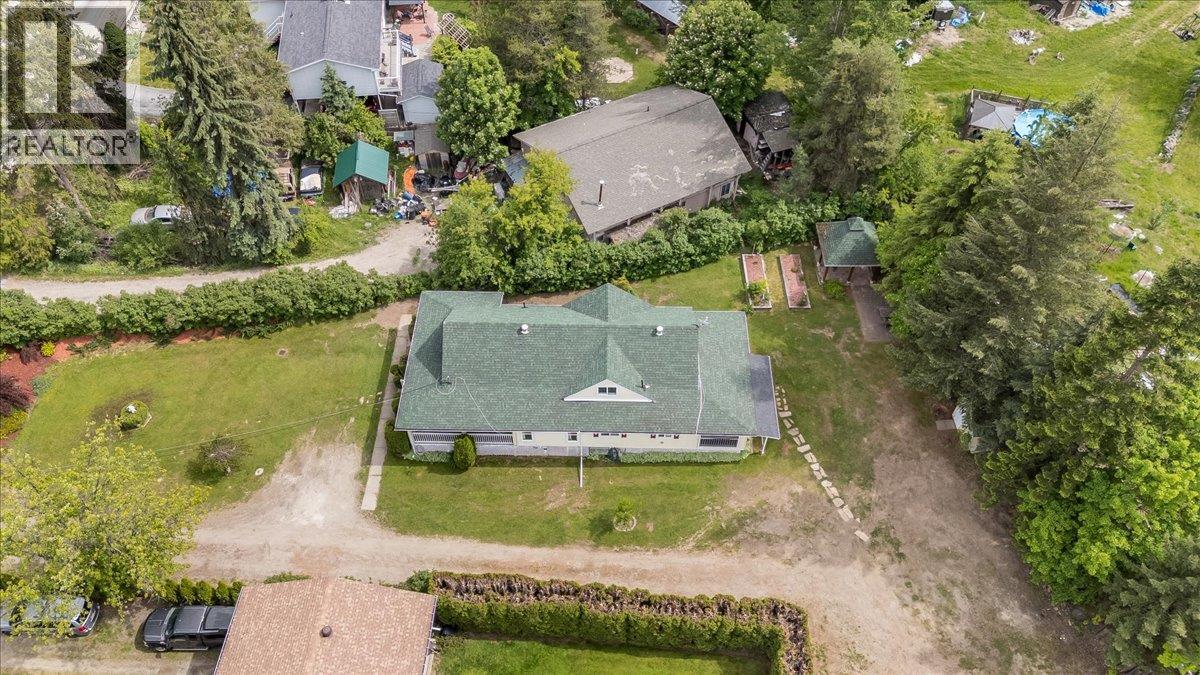 25 Davis Avenue - 71