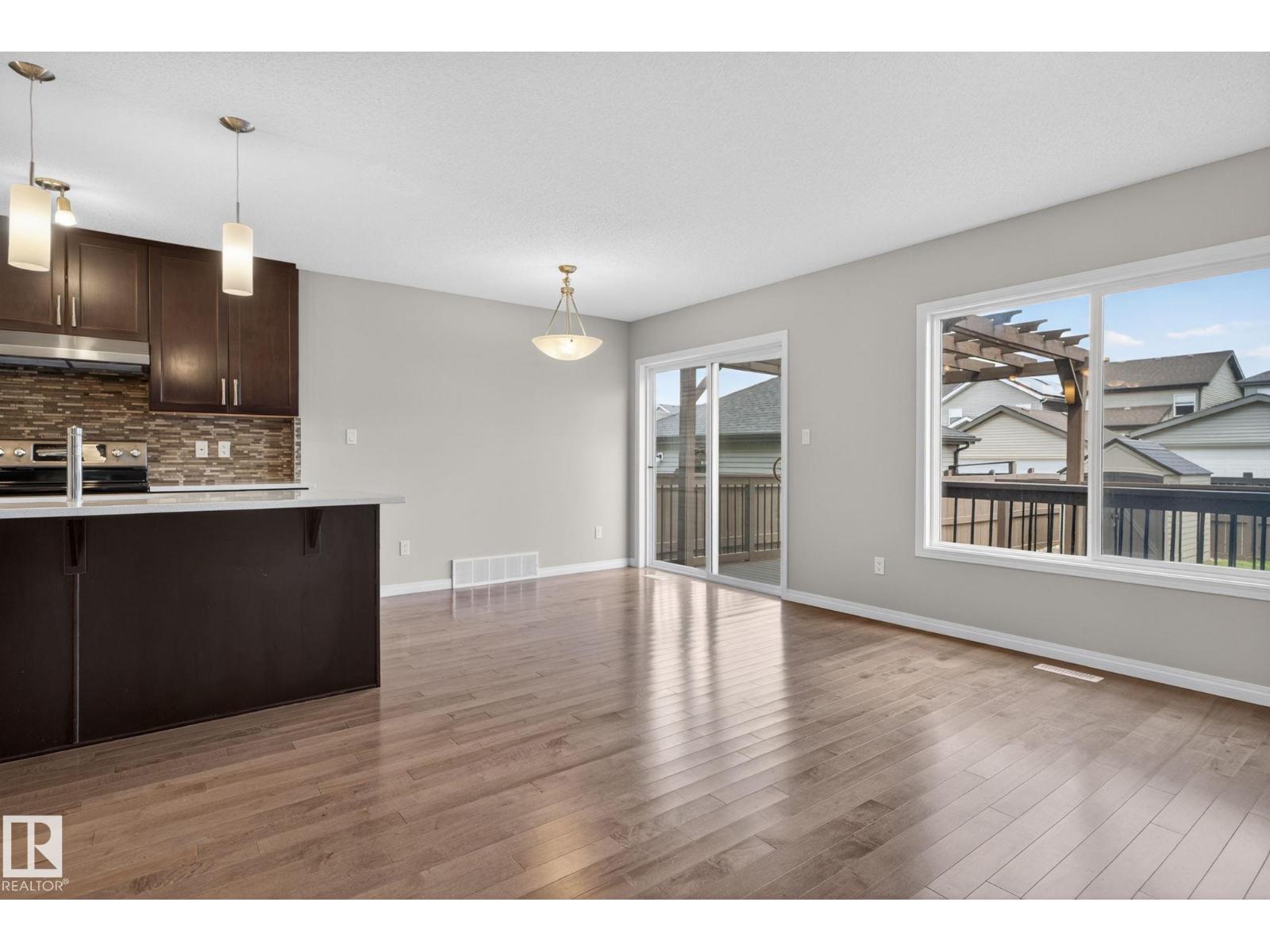 4330 PROWSE LINK LI SW SW - 11