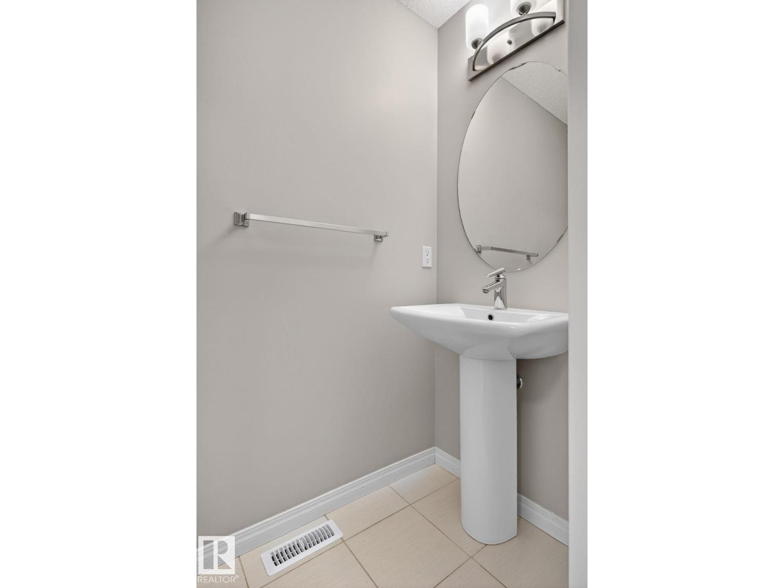 4330 PROWSE LINK LI SW SW - 19