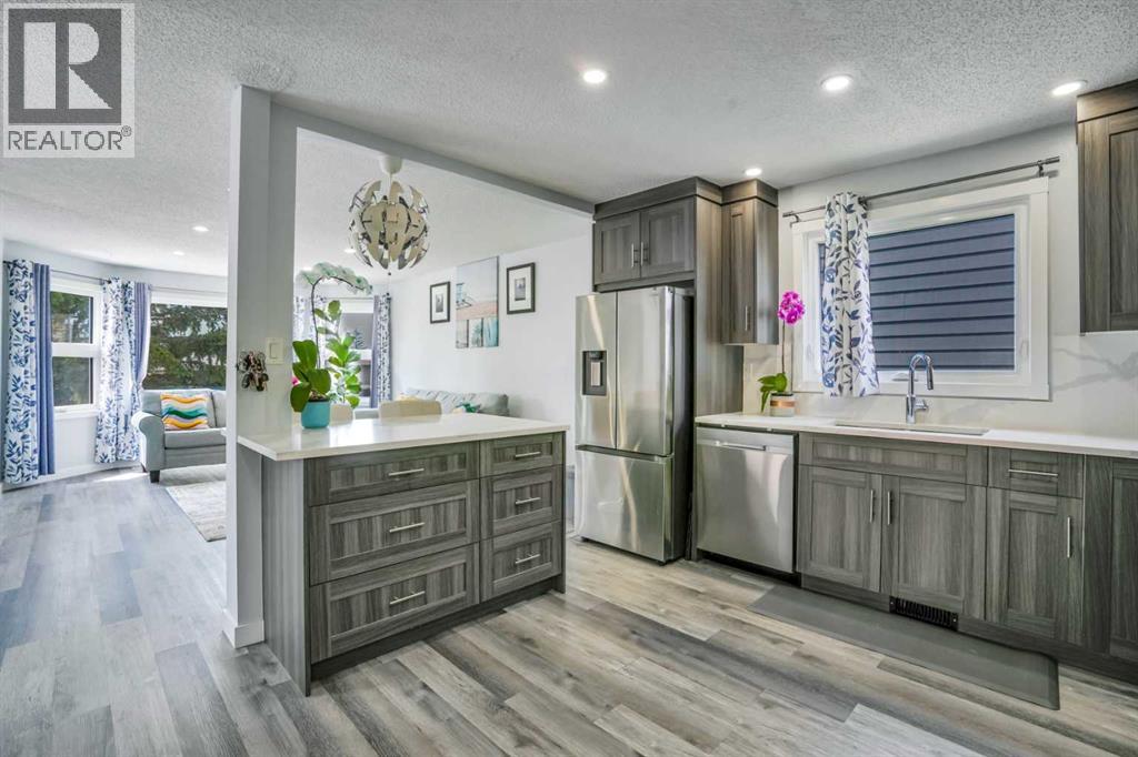 76 Aberfoyle Close NE - 11