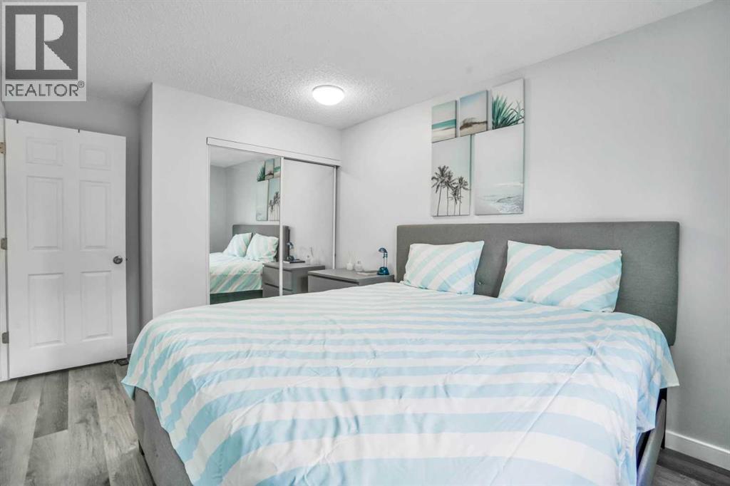 76 Aberfoyle Close NE - 17