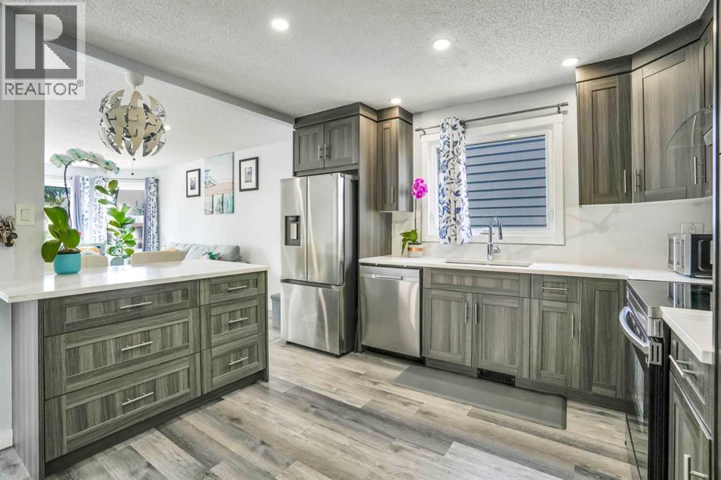76 Aberfoyle Close NE - 12