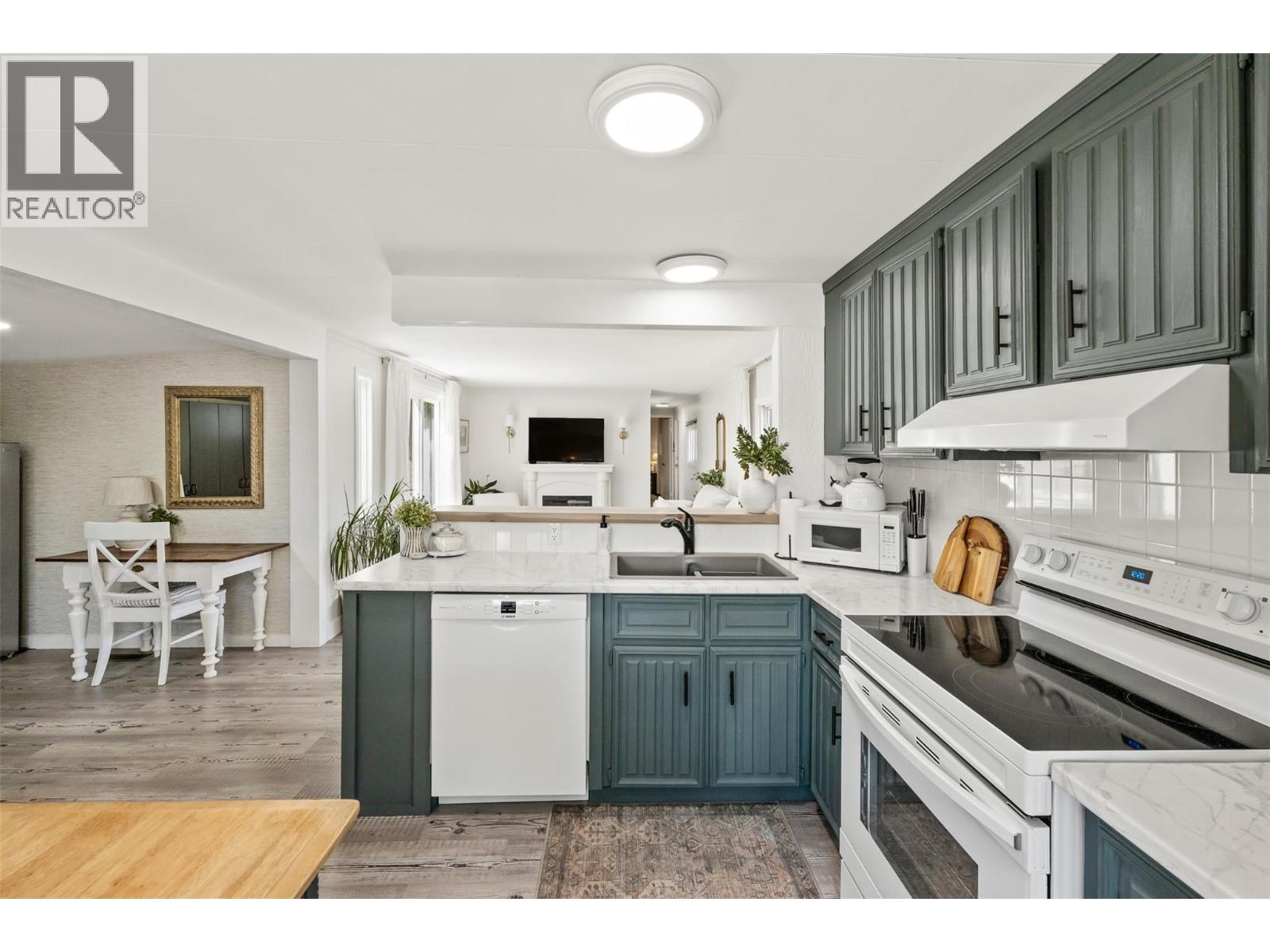 6822 Leighton Crescent Unit# 18, Oliver