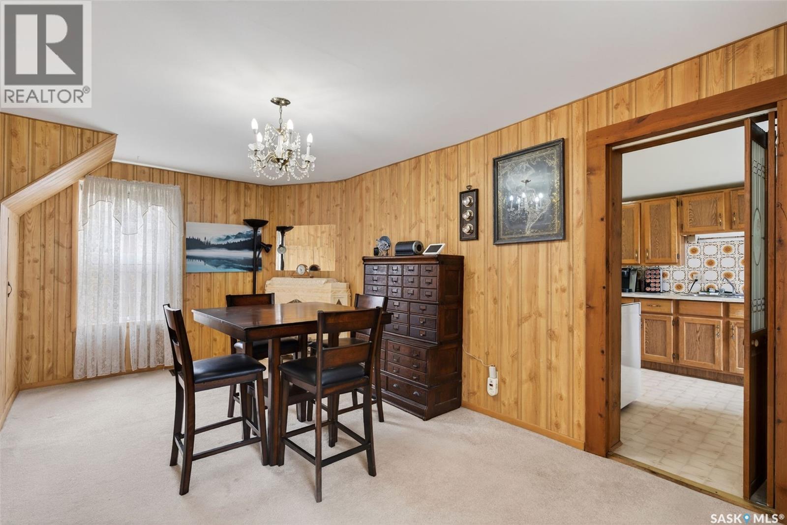 209 12th STREET E - 11