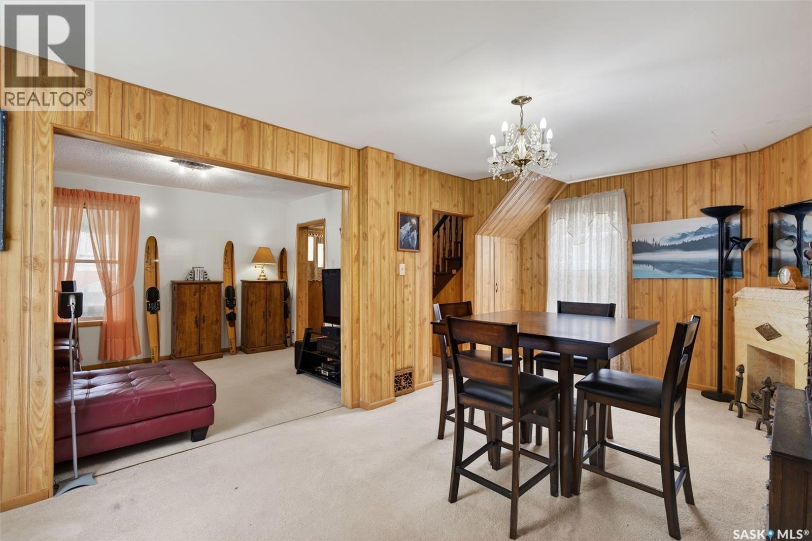209 12th STREET E - 12