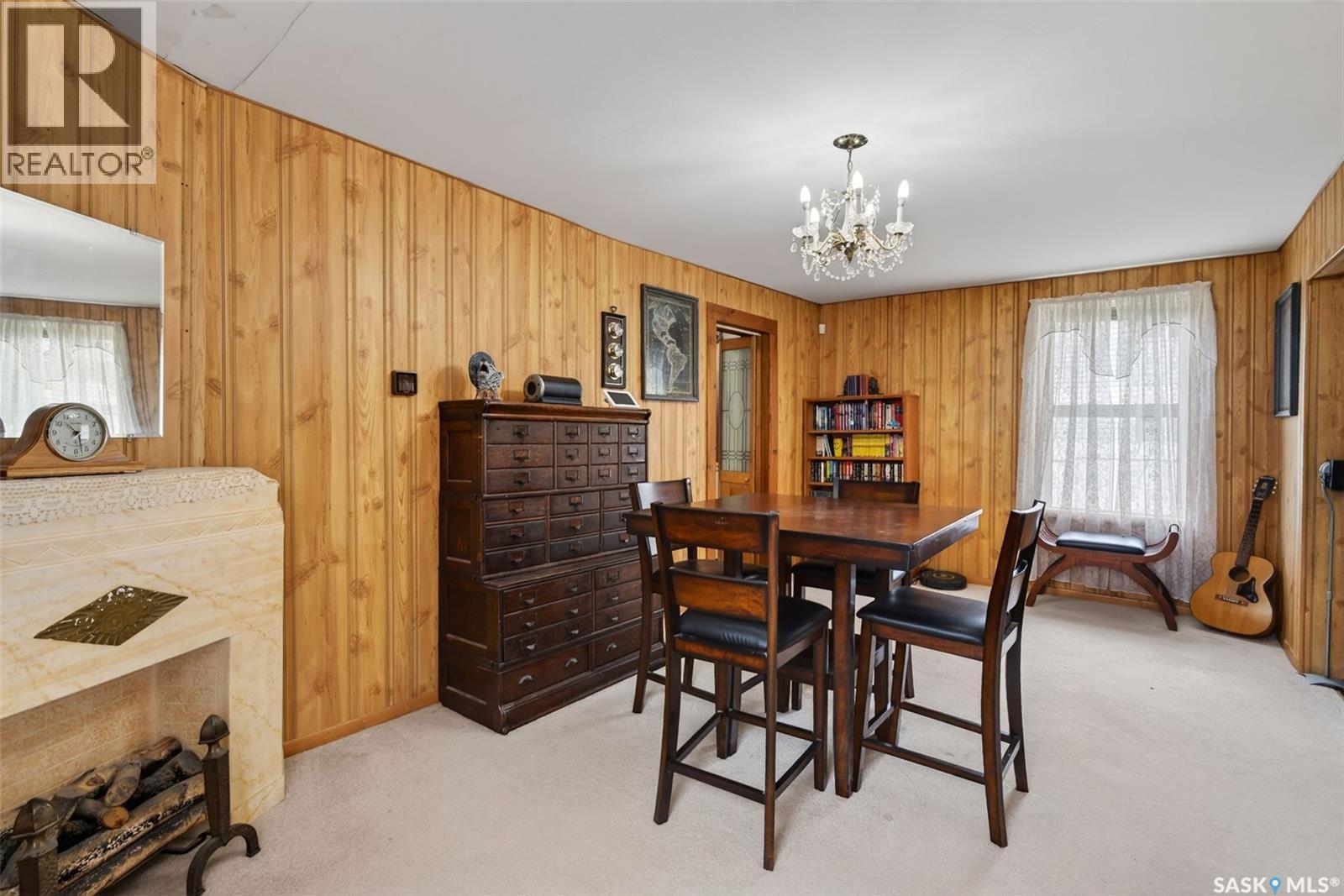 209 12th STREET E - 13