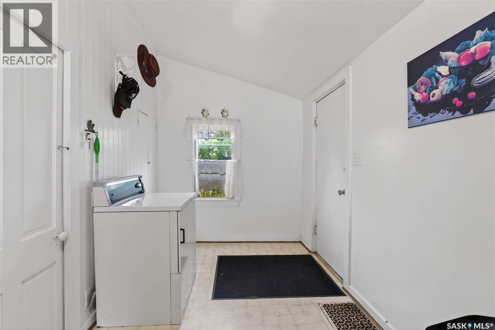209 12th STREET E - 20