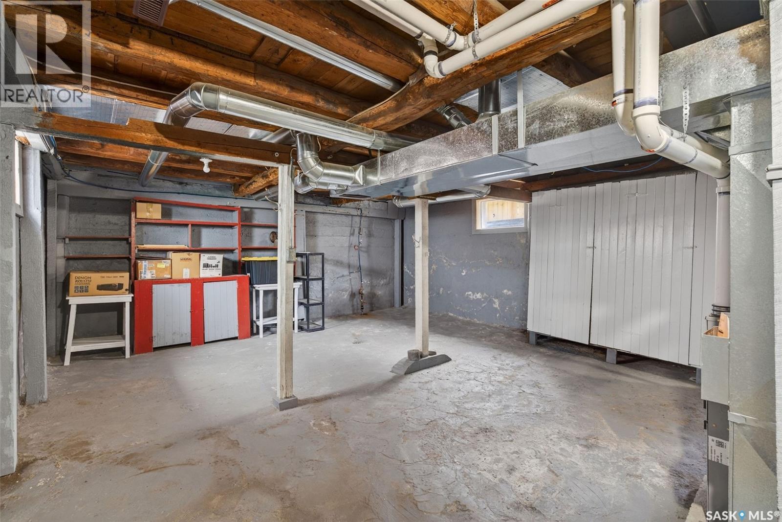 209 12th STREET E - 32