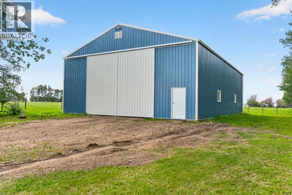 45016 Township Road 744A - 2