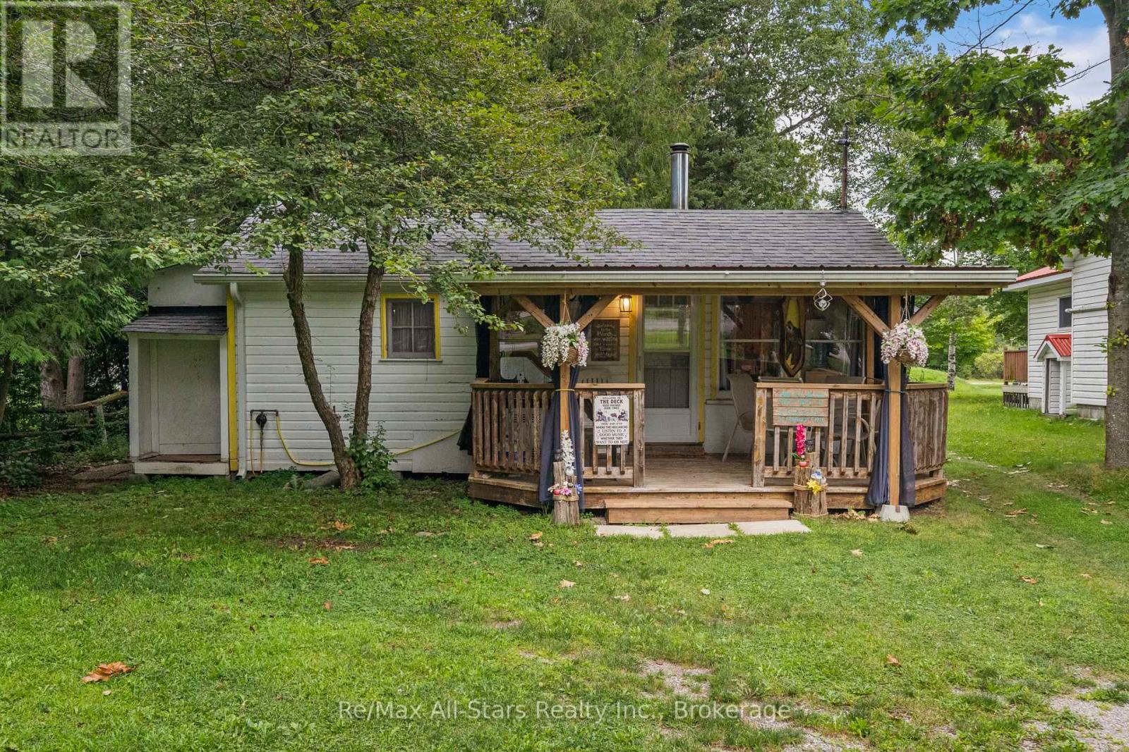 93 STURGEON GLEN ROAD - 1