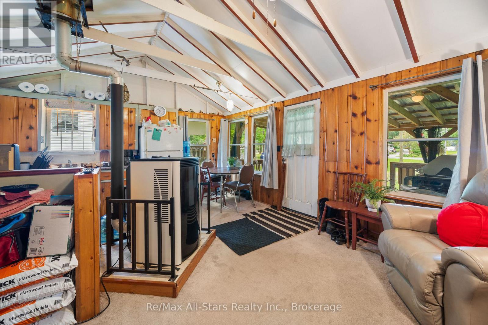93 STURGEON GLEN ROAD - 15