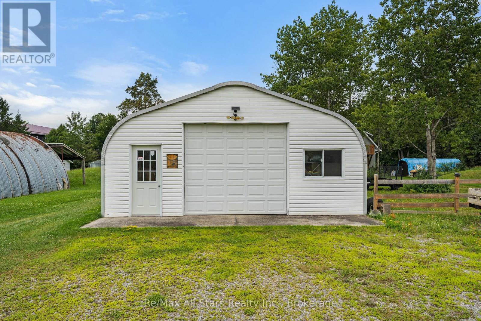 93 STURGEON GLEN ROAD - 22
