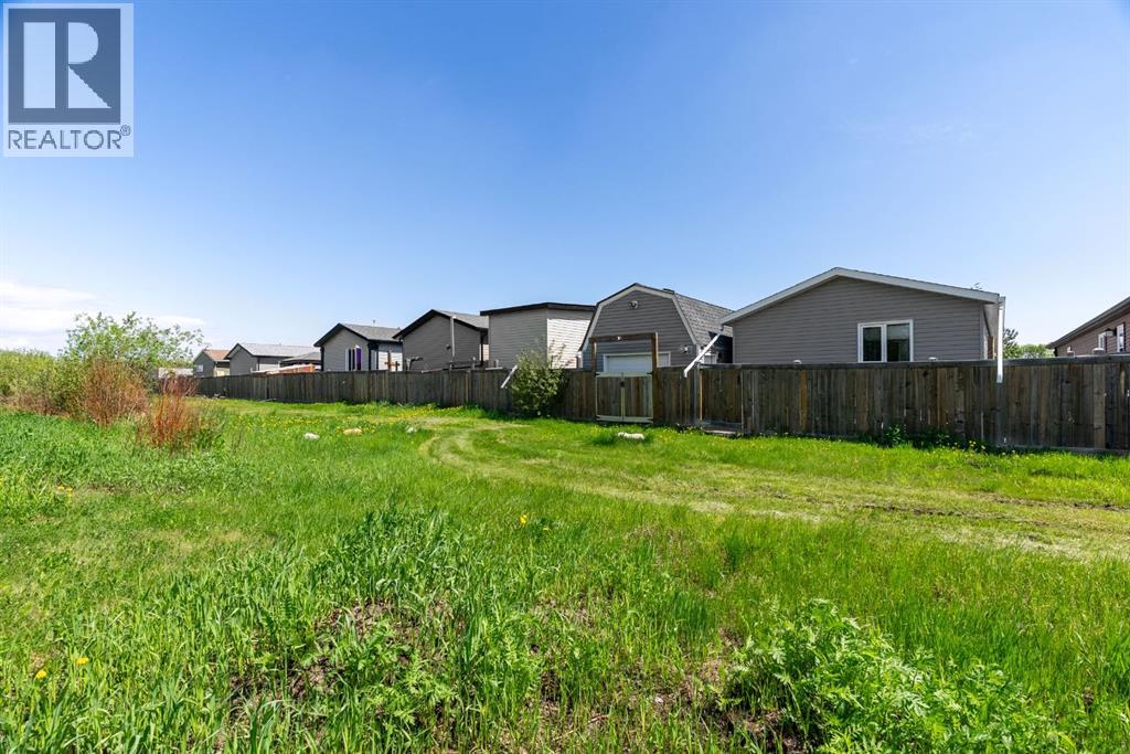 373 Mckinlay Crescent — photo 31