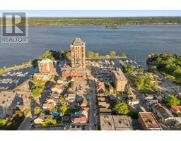 32 St. Andrew Street, Brockville, ON K6V4X4 Photo 37