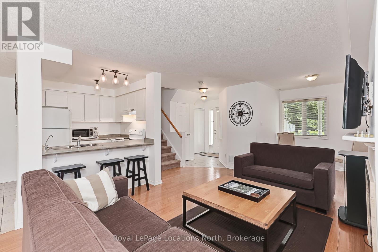 15 SUNDIAL COURT - 10