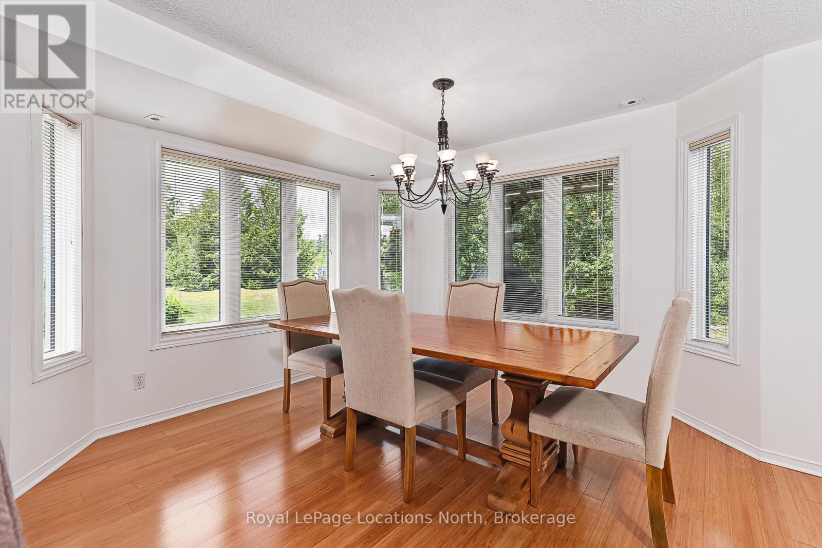 15 SUNDIAL COURT - 12