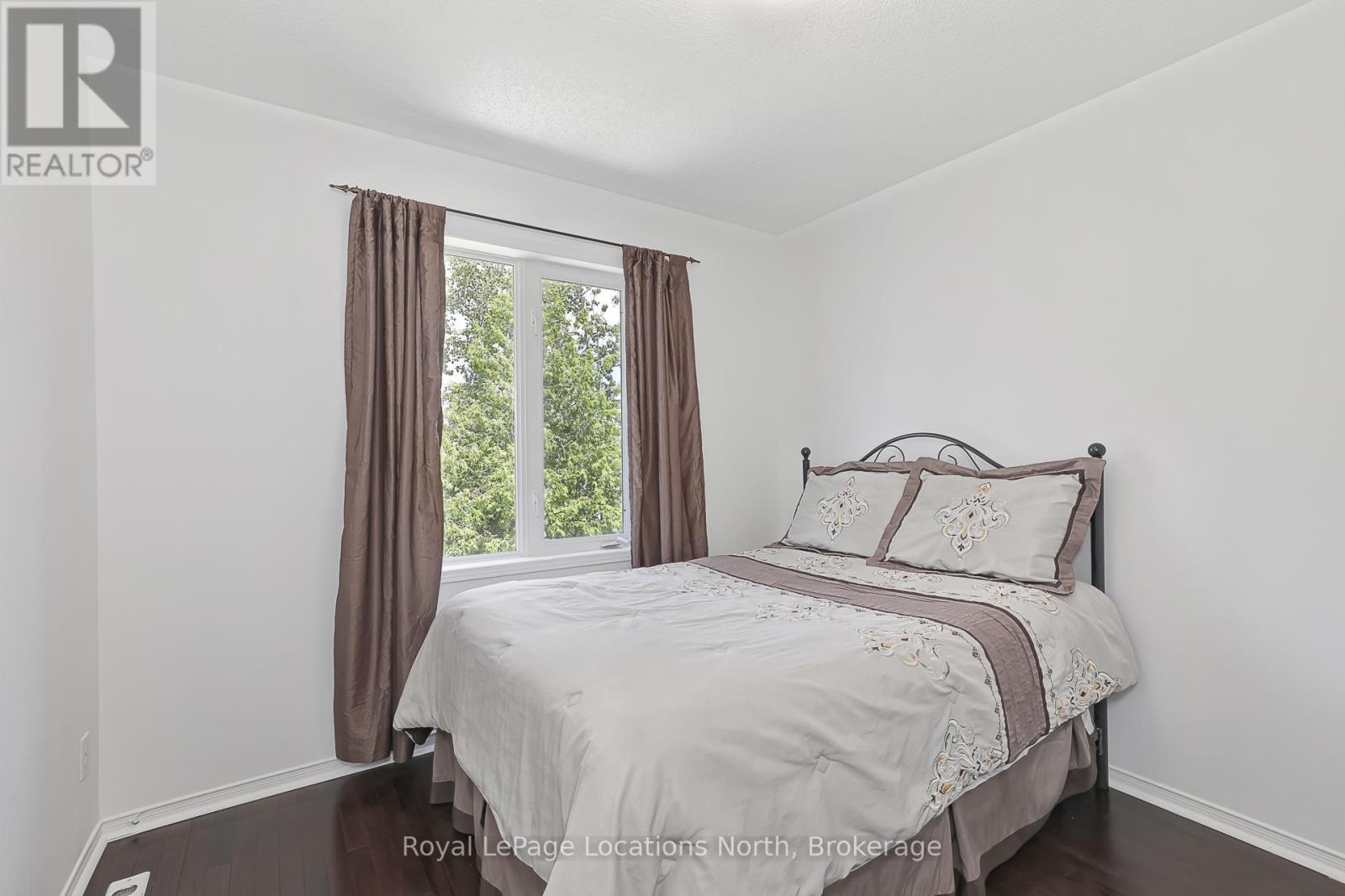 15 SUNDIAL COURT - 19