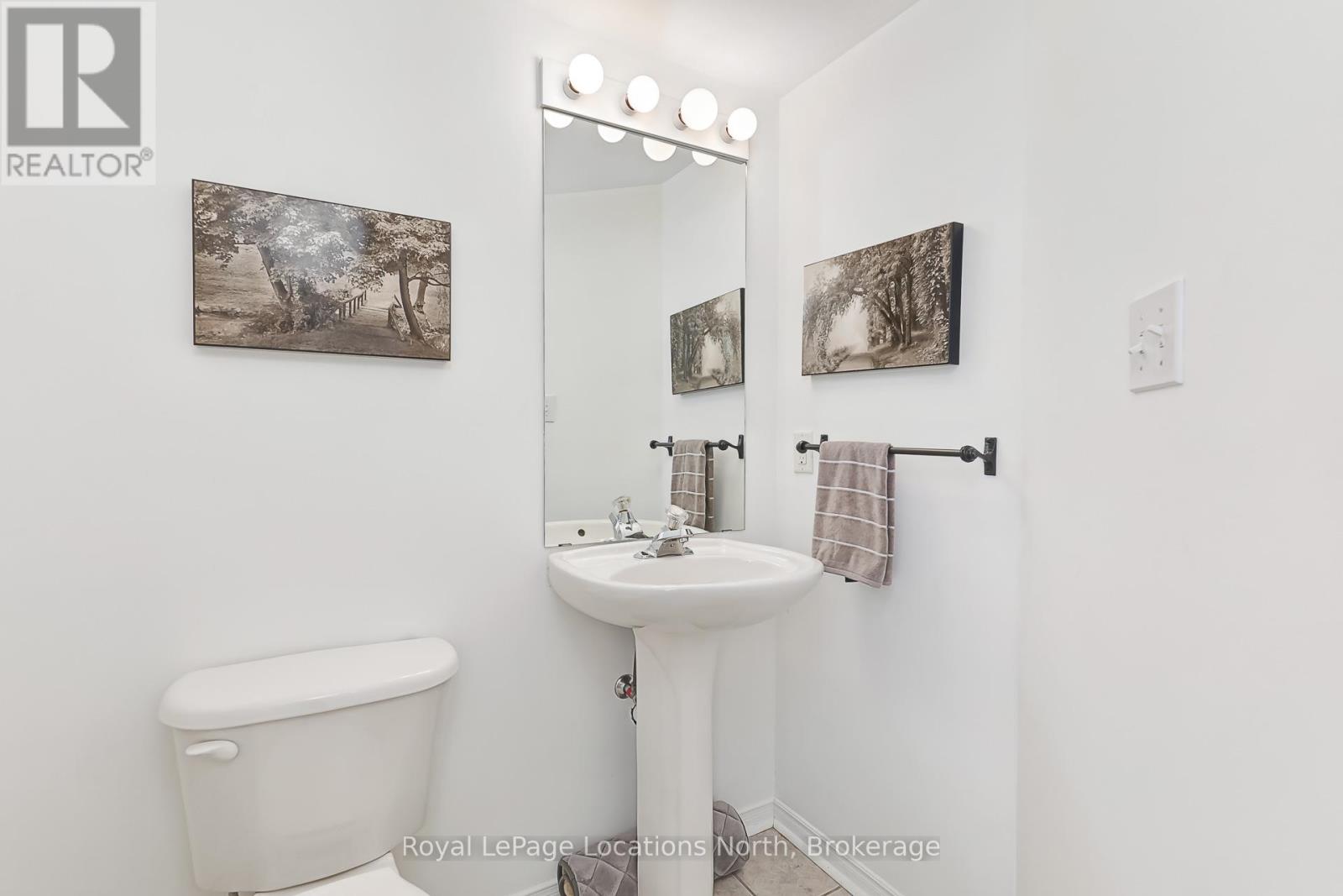 15 SUNDIAL COURT - 8