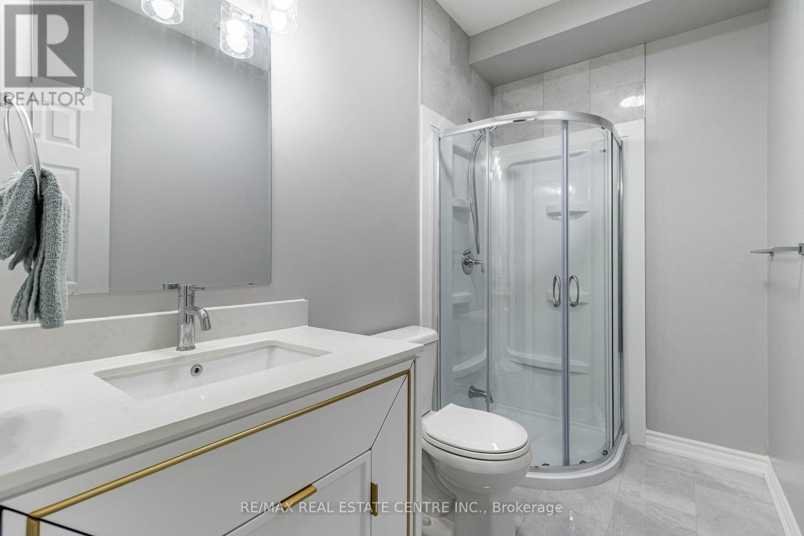 35 ARTHUR GRIFFIN CRESCENT - 31