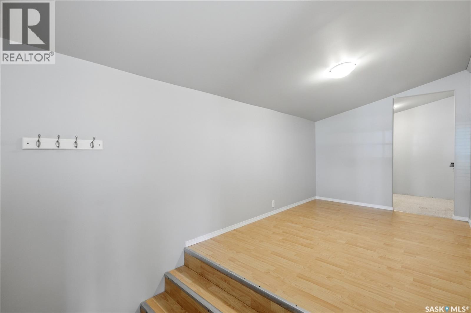 109 Wetmore STREET N - 4