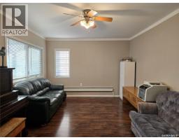 2pc Bathroom - 1517 3rd Street, Estevan, SK S4A0S5 Photo 7