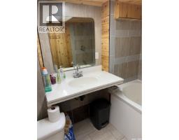 1517 3rd Street, Estevan, SK S4A0S5 Photo 31